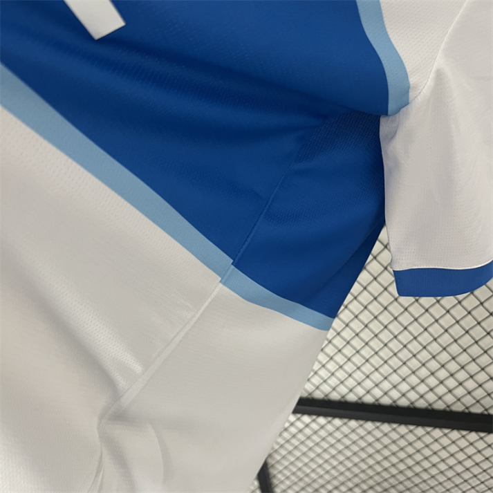 2024-25 Club Universidad Católica Home Kit