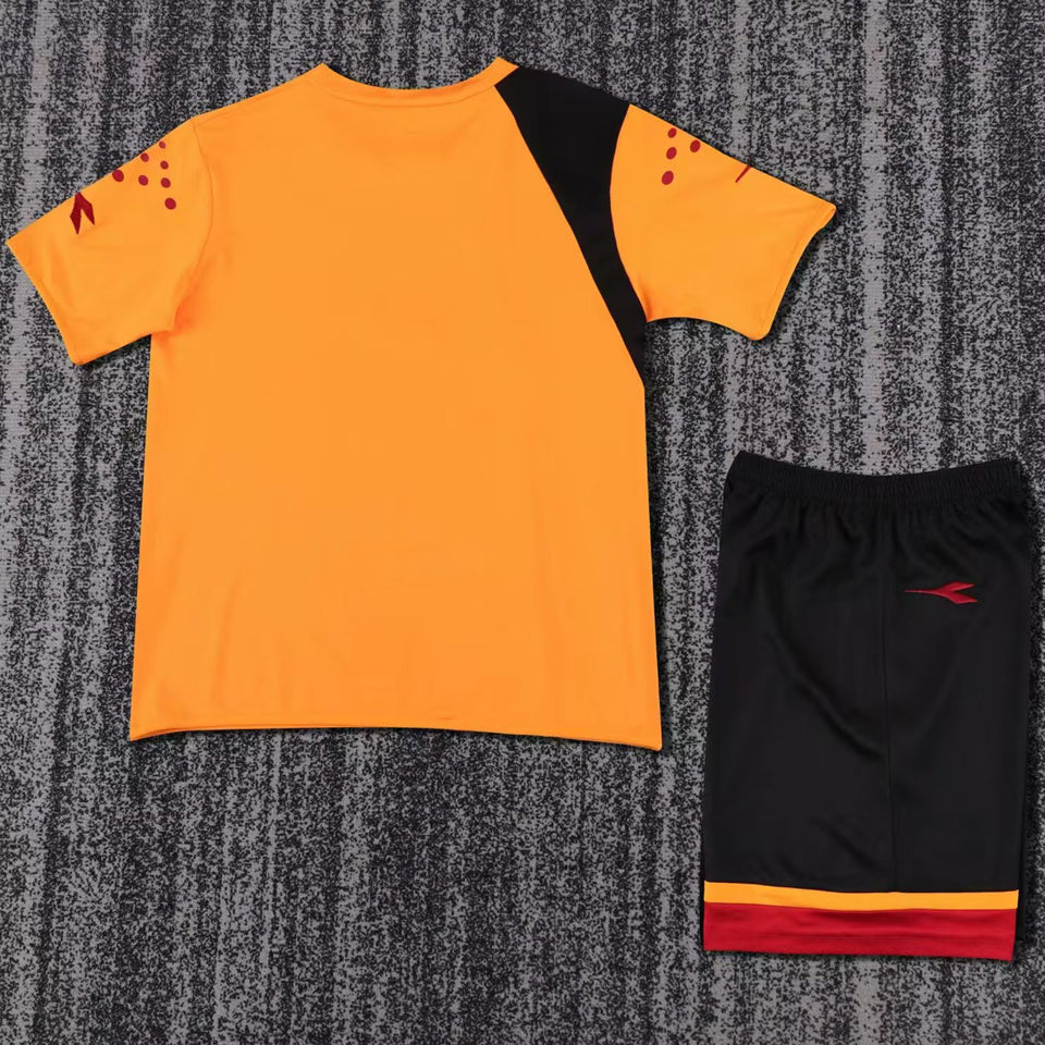2005/06 Roma Home Short Sleeve Retro Kids Jersey